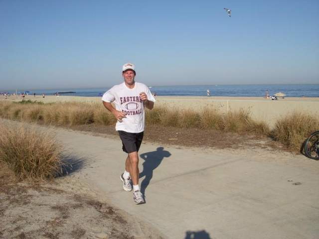 Tim Kraft of Edison runs the Jersey Shore Half Marathon in Avon. Kraft, a carpenter for the Old Bridge Board of Education, has not missed a day of running in 11 years. PHOTO Courtesy of T. Kraft